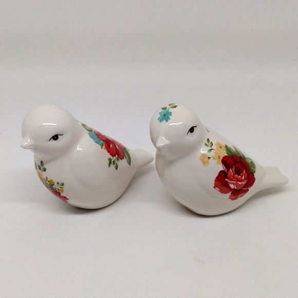 The Pioneer Woman Other - The Pioneer Woman Floral Birds Salt & Pepper Shakers Set Rare Discontinued